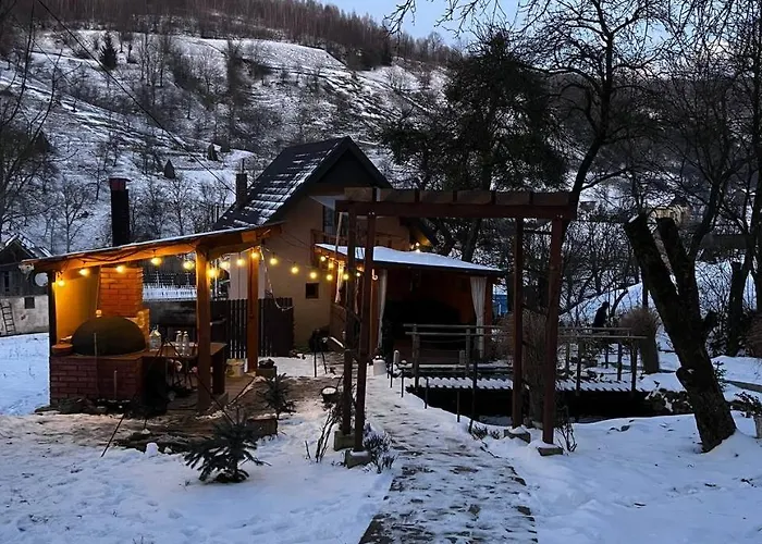 приватна Forest House Vakantiehuis *